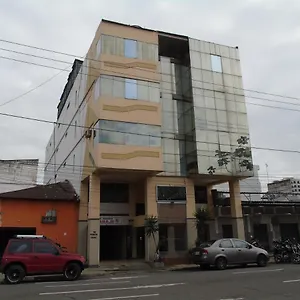 https://hotel-queens.guayaquilhotels.org