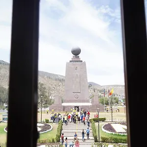 Boutique Mitad Del Mundo Quito